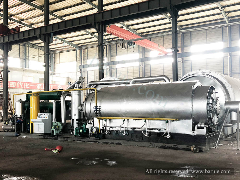 Kenya 3T pyrolysis machine delivery 5